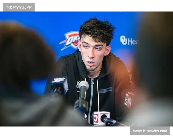 霍姆格伦：从伤病中学习，每天看录像提升防守站位